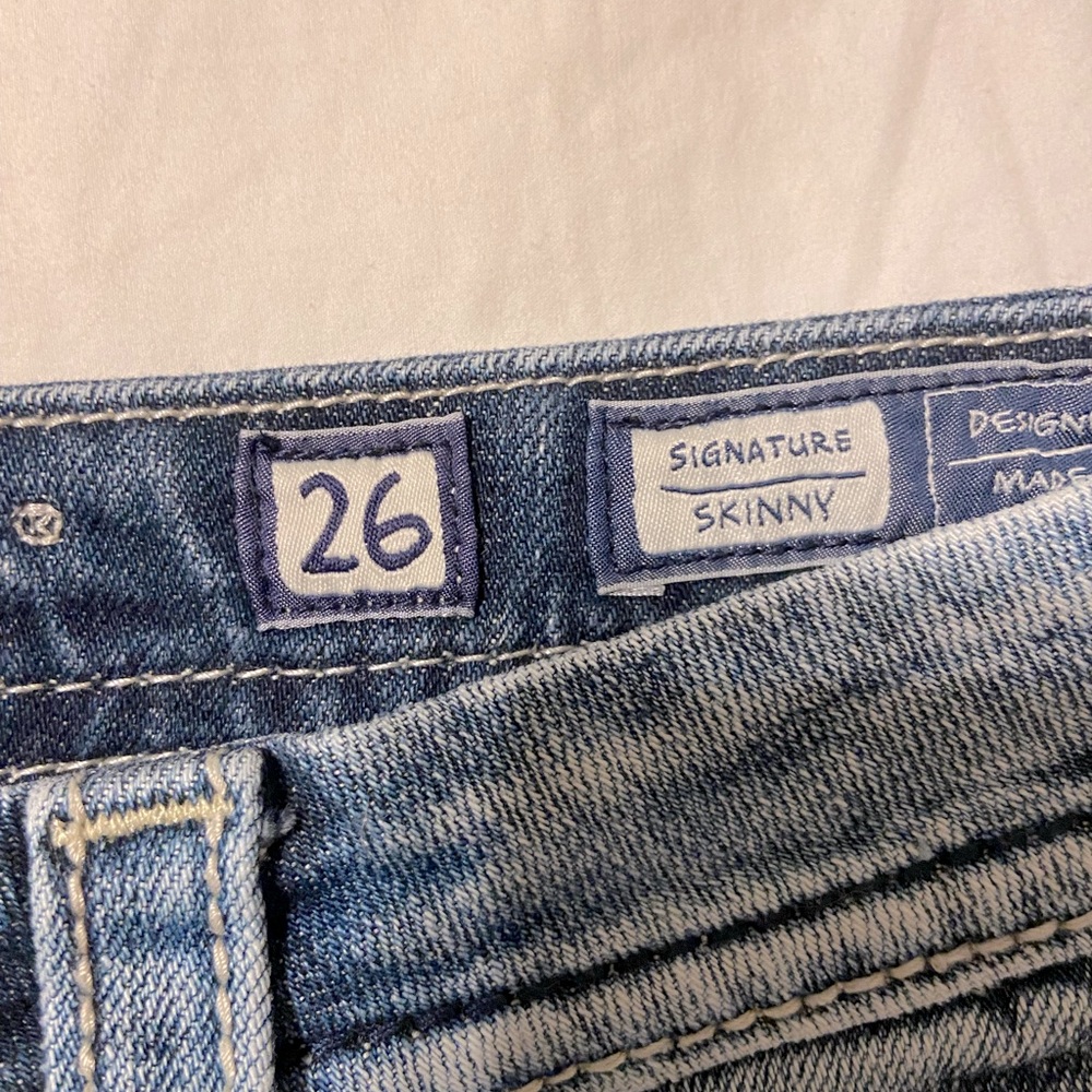 Women’s Miss me jean shorts - Picture 3 of 3
